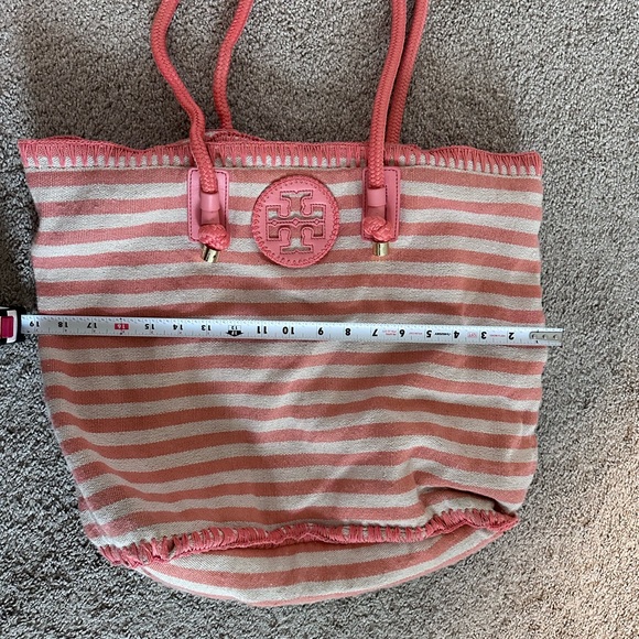 Tory Burch Coral and Cream Striped beach bag - Picture 6 of 9